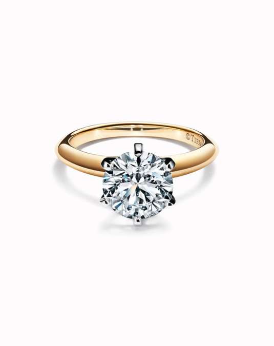 Engagement Ring in 18k Yellow Gold