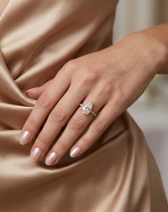 Serenelle Pear 18K Rose Gold Lab Moissanite Ring