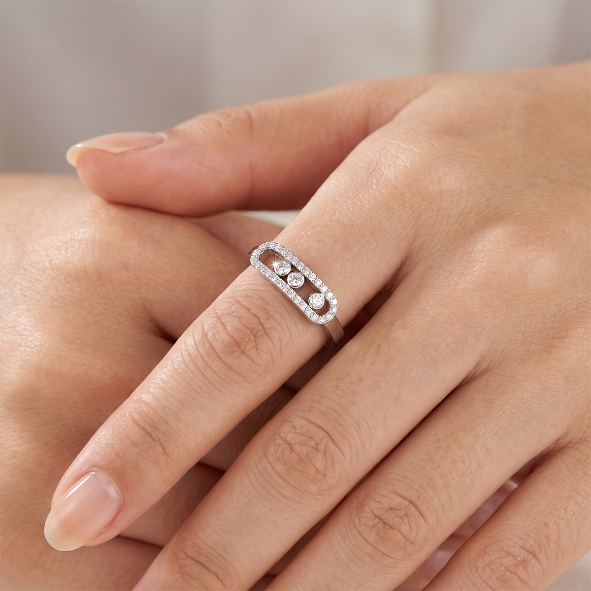 Elaris Cascade White Gold Lab Moissanite Ring - Image 1