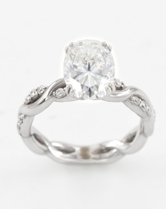 Elarisse Twist 18K White Gold Lab Moissanite Ring
