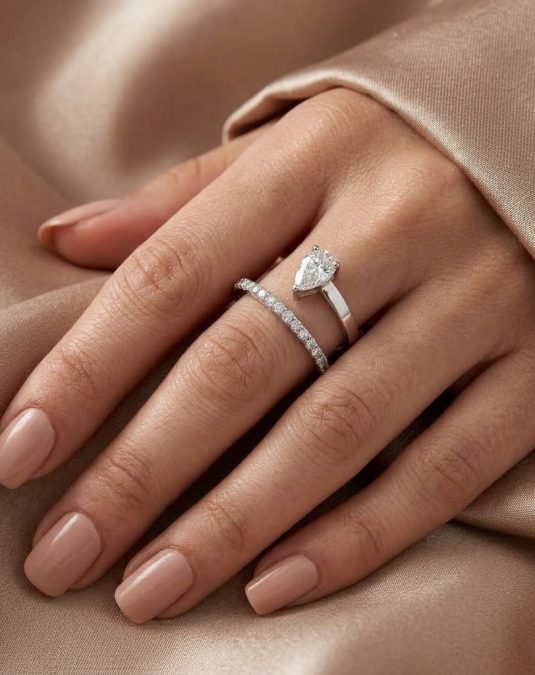 Vespera Bypass 18K White Gold Lab Moissanite Ring