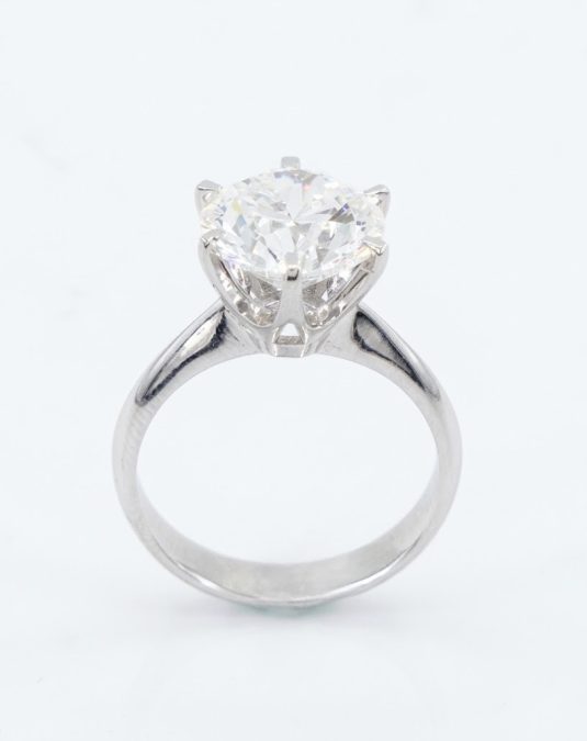 Aurelia Solitaire 18K White Gold Lab-Grown Diamond Ring
